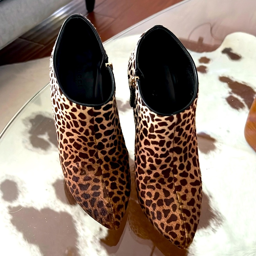 Authentic GUCCI Ponyhair Pointed Toe boots